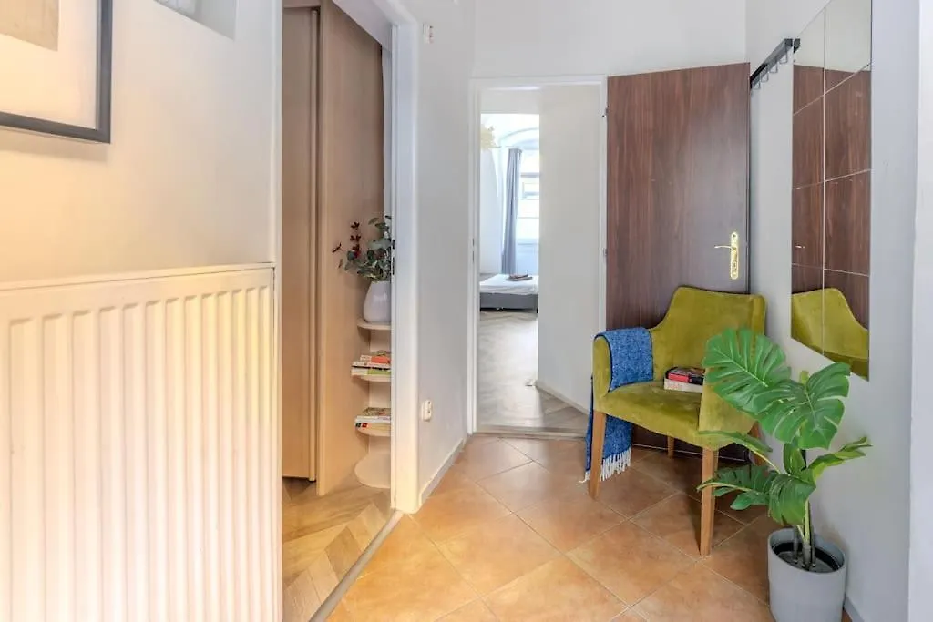 Beautiful New Town Apartment Prague 0*,