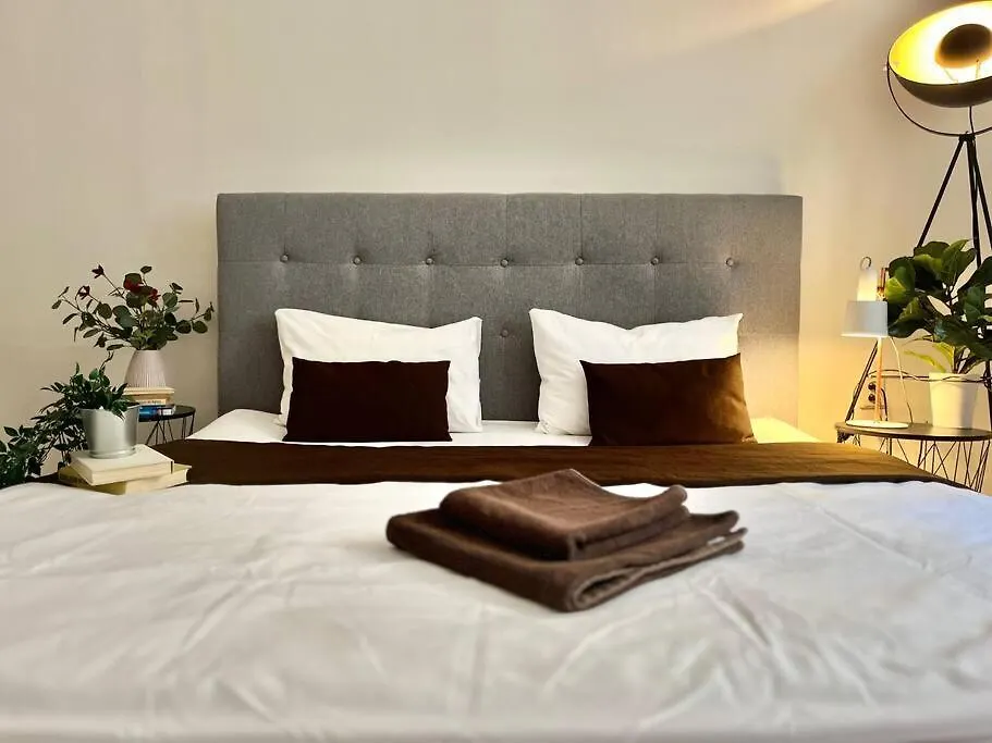 Beautiful New Town Apartment Prague